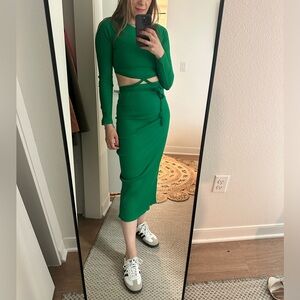 Zara green set (top cropped + skirt)